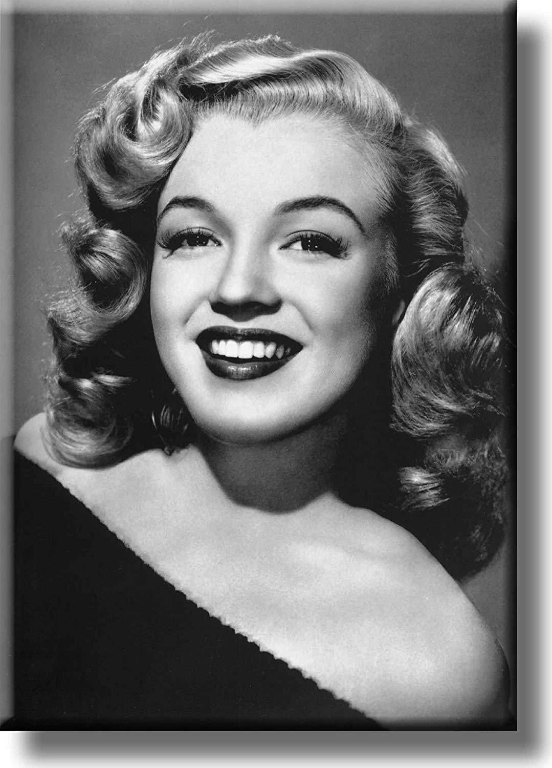 Marilyn Monroe Black and White Picture on Stretched Canvas, Wall Art