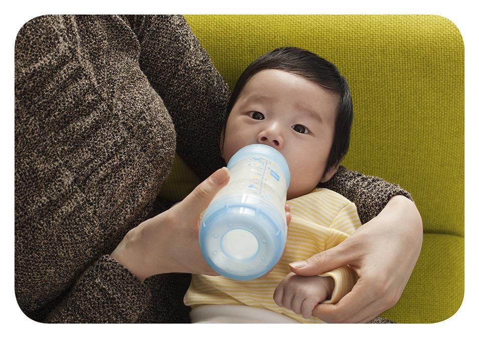 Biberon anti-coliques MAM Easy Start 260 ml (1 unité), produits essentiels pour bébé, biberons à débit moyen avec tétine en silicone, biberons pour bébé garçon