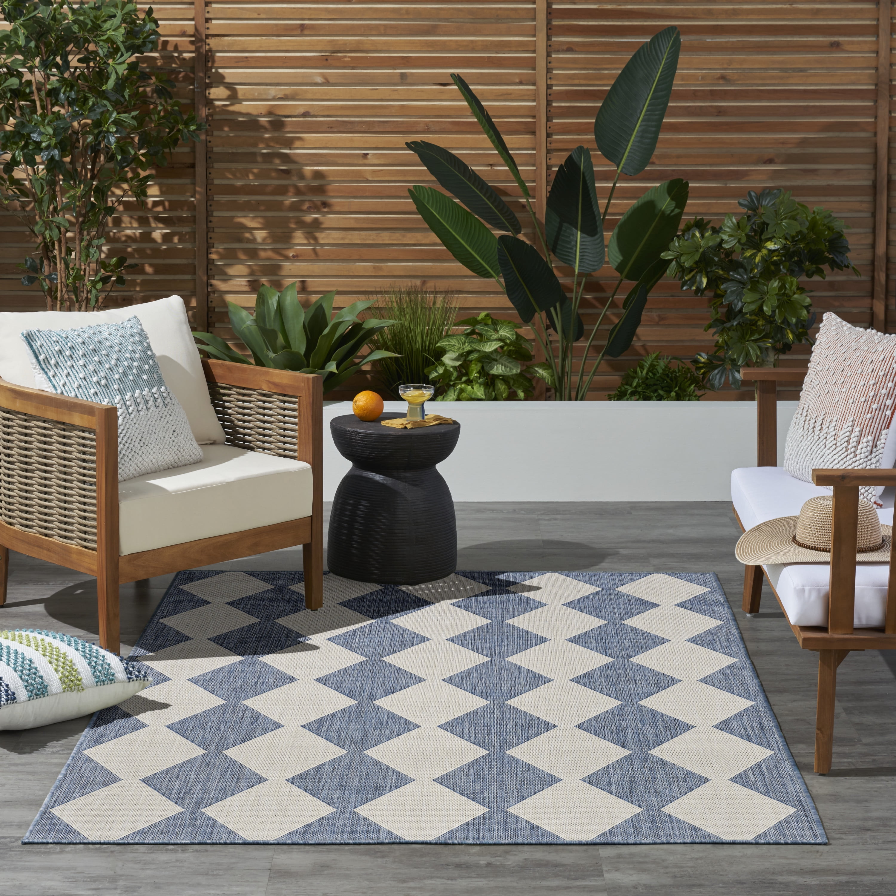 Nourison Positano Indoor/Outdoor Navy Blue 4' x 6' Area Rug (4x6)