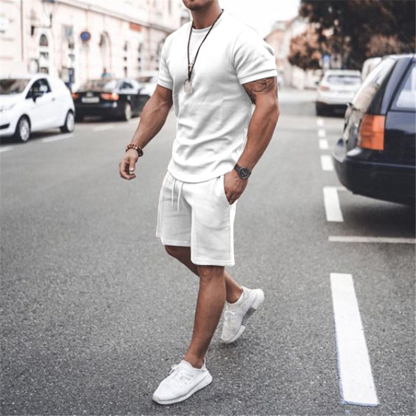 Gym shorts outfit hotsell