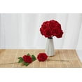 thumbnail image 4 of Paquete de 25 rosas artificiales realistas con tallo para ramos de boda, centros de mesa, fiesta nupcial, decoración del hogar (rojo vino, 25 unidades) JM  JM, 4 of 5