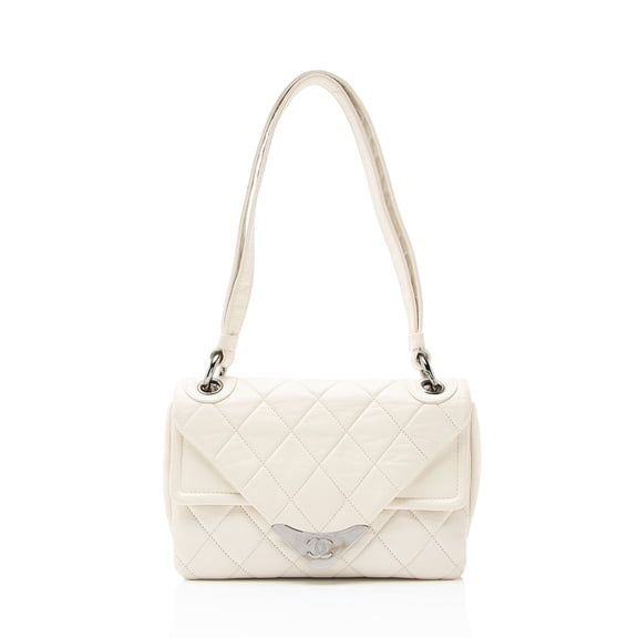 Pre-Owned Chanel Lambskin Envelope Shoulder Bag