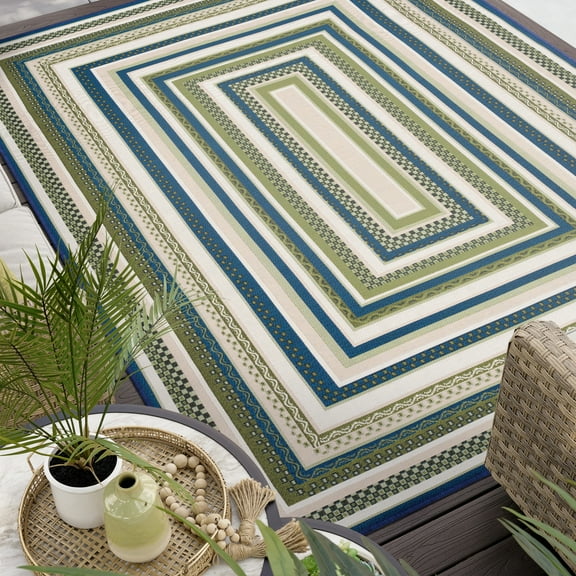 Stunning Contemporary 5' x 7' Green and Blue Polypropylene Outdoor Area Rug
