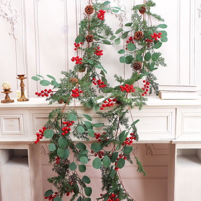 RKSTN Guirlande de Noël Plantes de Simulation Atmosphères Arrangement Simulation Noël Fruits Rouges Pins Aiguille Décoration Noël Pins Vignes