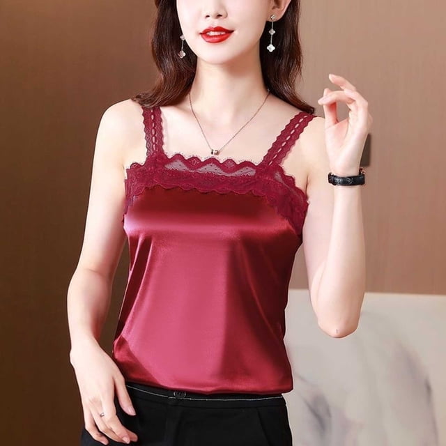 Xuyuer Lace Splice Sleeveless Pullover - Women's Round Neck Embellished Tank Blouse for Evening Social Gatherings, Theater Night Outings & Romantic Minimalist Statement Ensembles