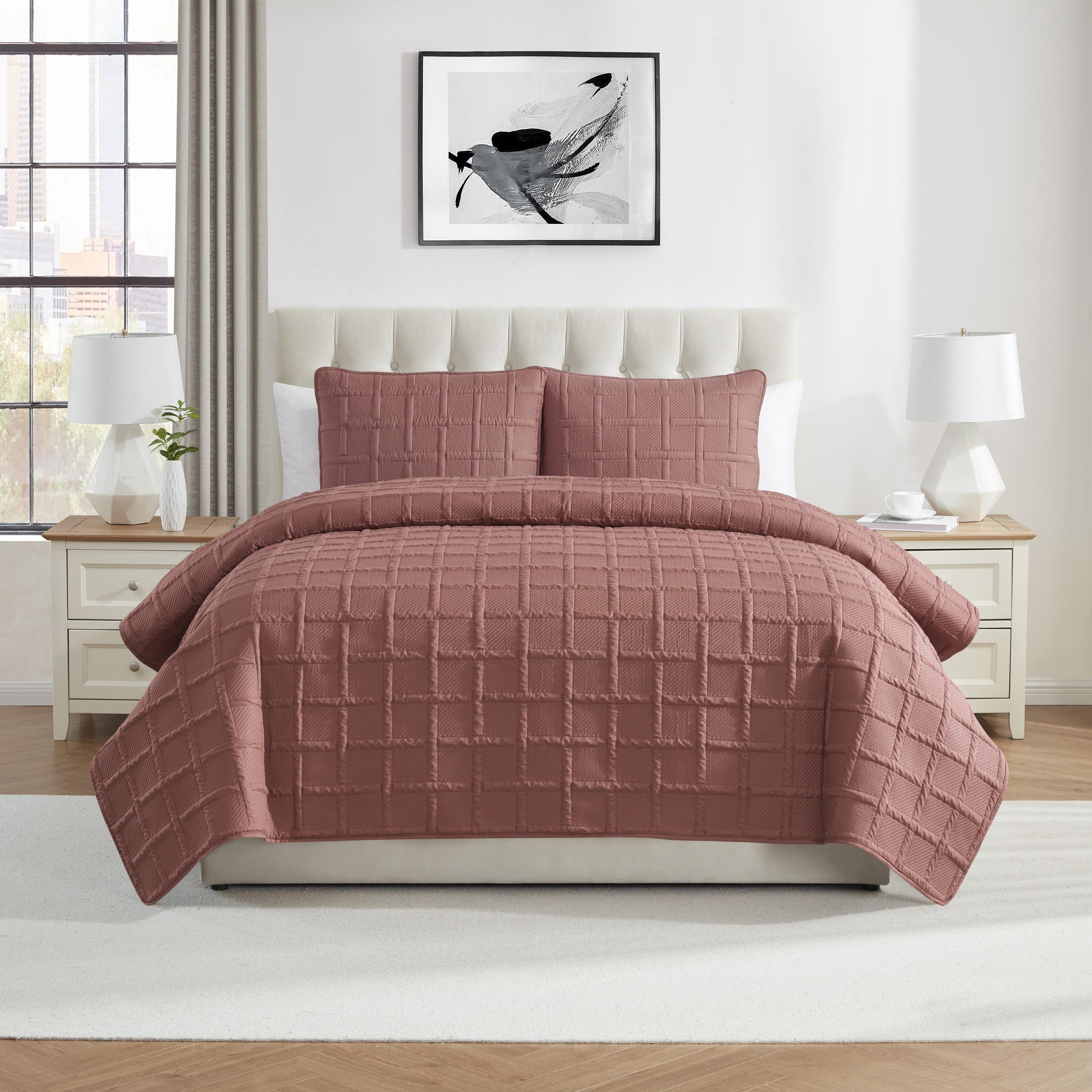 VCNY Home Square 3-Piece Rose Textured Grid Pinsonic Quilt Set, King, Adult, Unisex