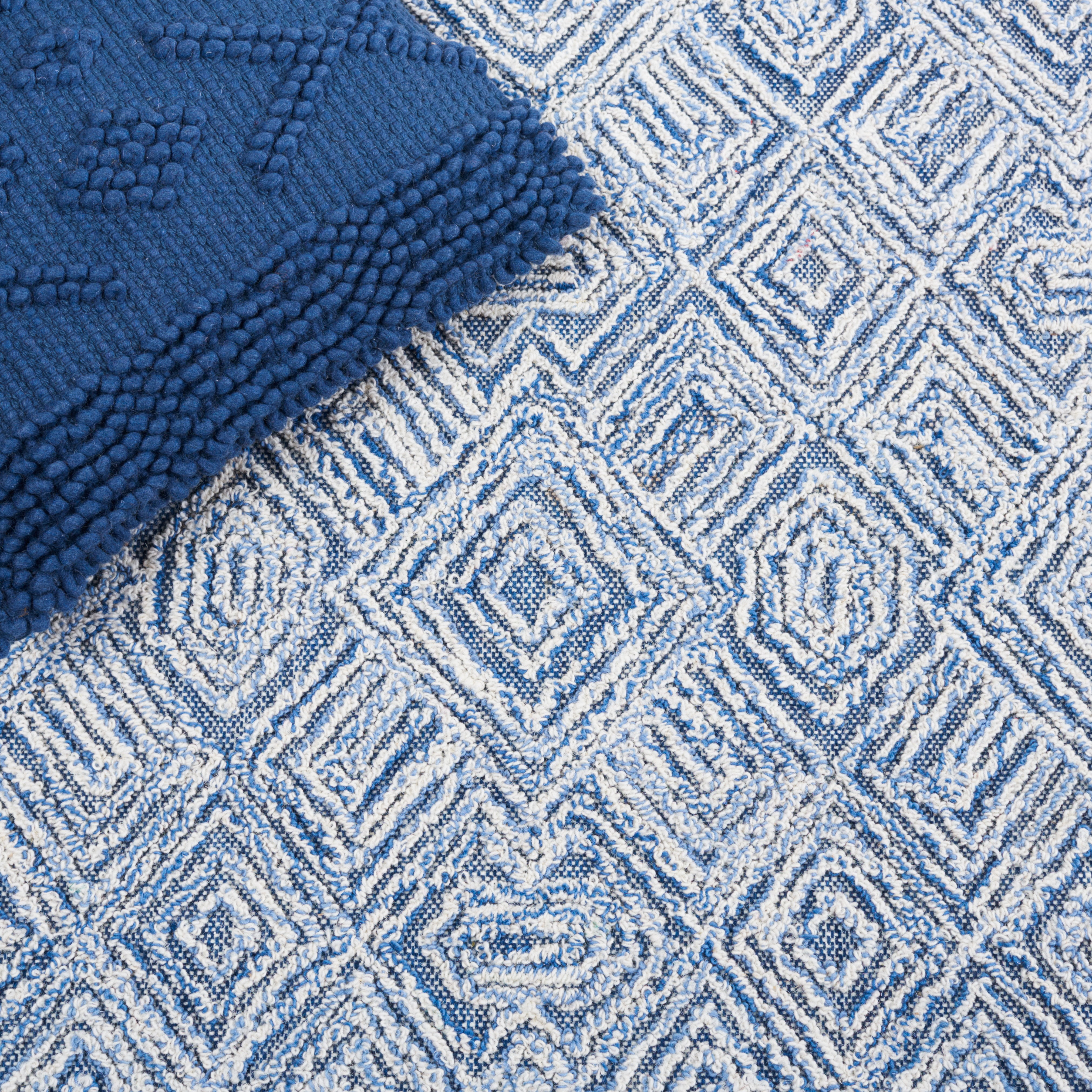 SAFAVIEH Textural Adrasteia Geometric Area Rug, Blue/Ivory, 3' x 5'