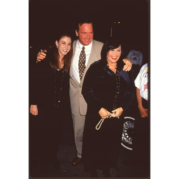 Kim Silva, Tom Arnold And Roseanne Barr At Roseanne'S Eating Contest Photo Print (8 x 10) - Item # CPA3562
