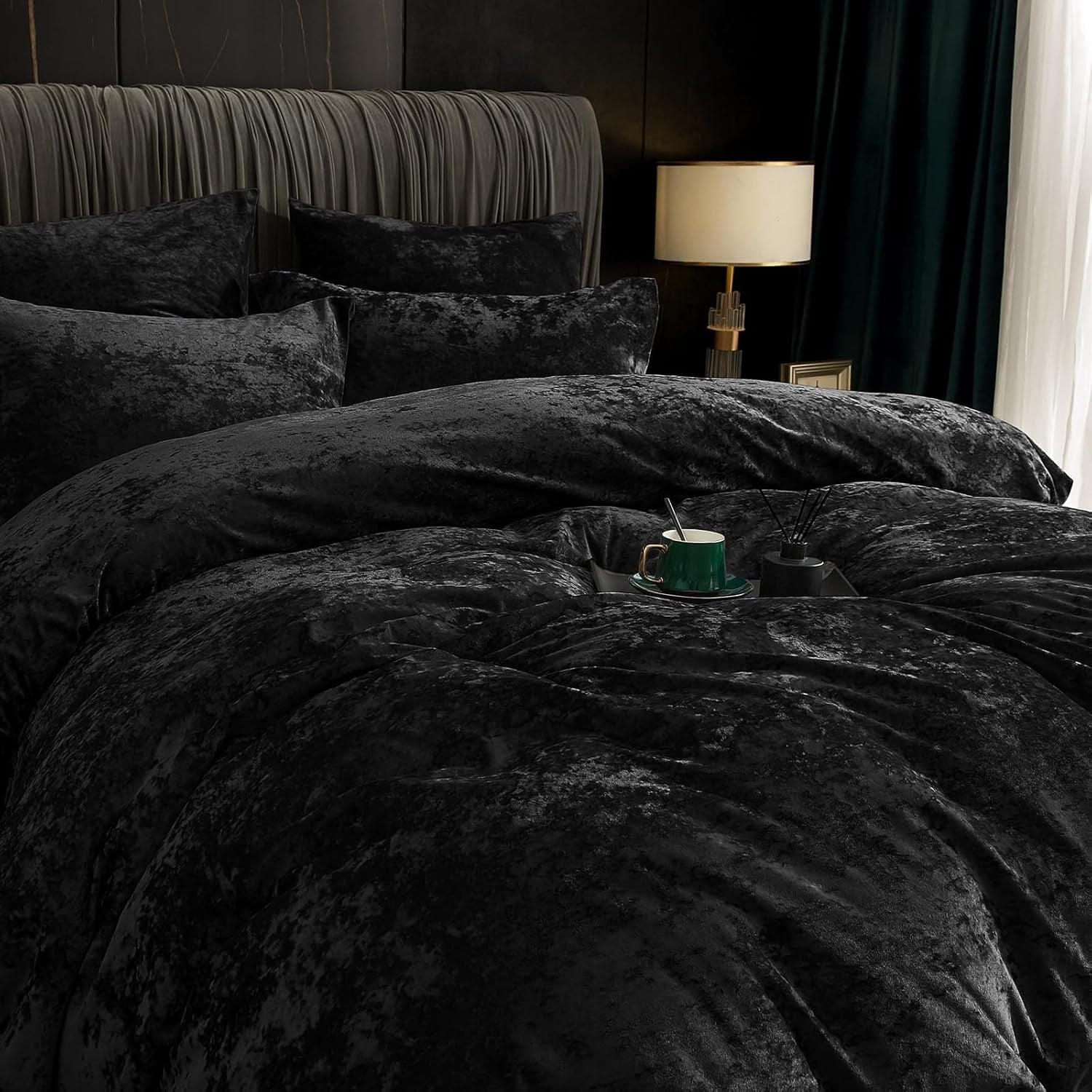 PHF Truly Velvet Duvet Cover Set King Size, 3 Pieces Luxury Ultra Soft Comforter Cover Set, Warm Flannel Duvet Cover with 2 Pillow Shams Bedding Collection, 104"x90", Black (No Insert)