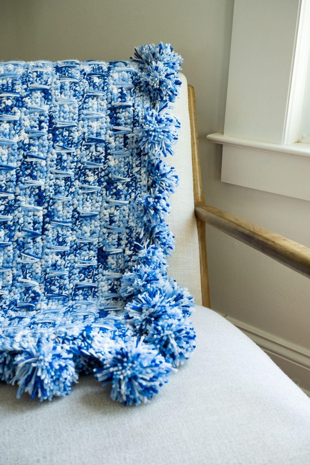 Fil Lion Brand Bundle of Love Fil #4 Moyen 312g / 629m 1 Pelote