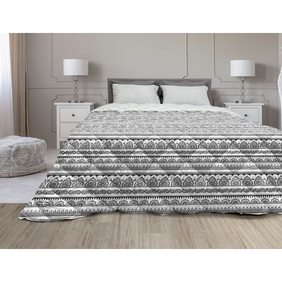Oriental Down Alternative Comforter, Round Mandala Moroccan Ornament Mosaic Tile Print, Microfiber Quilt for All Season, 5 Sizes, White Black, by Ambesonne