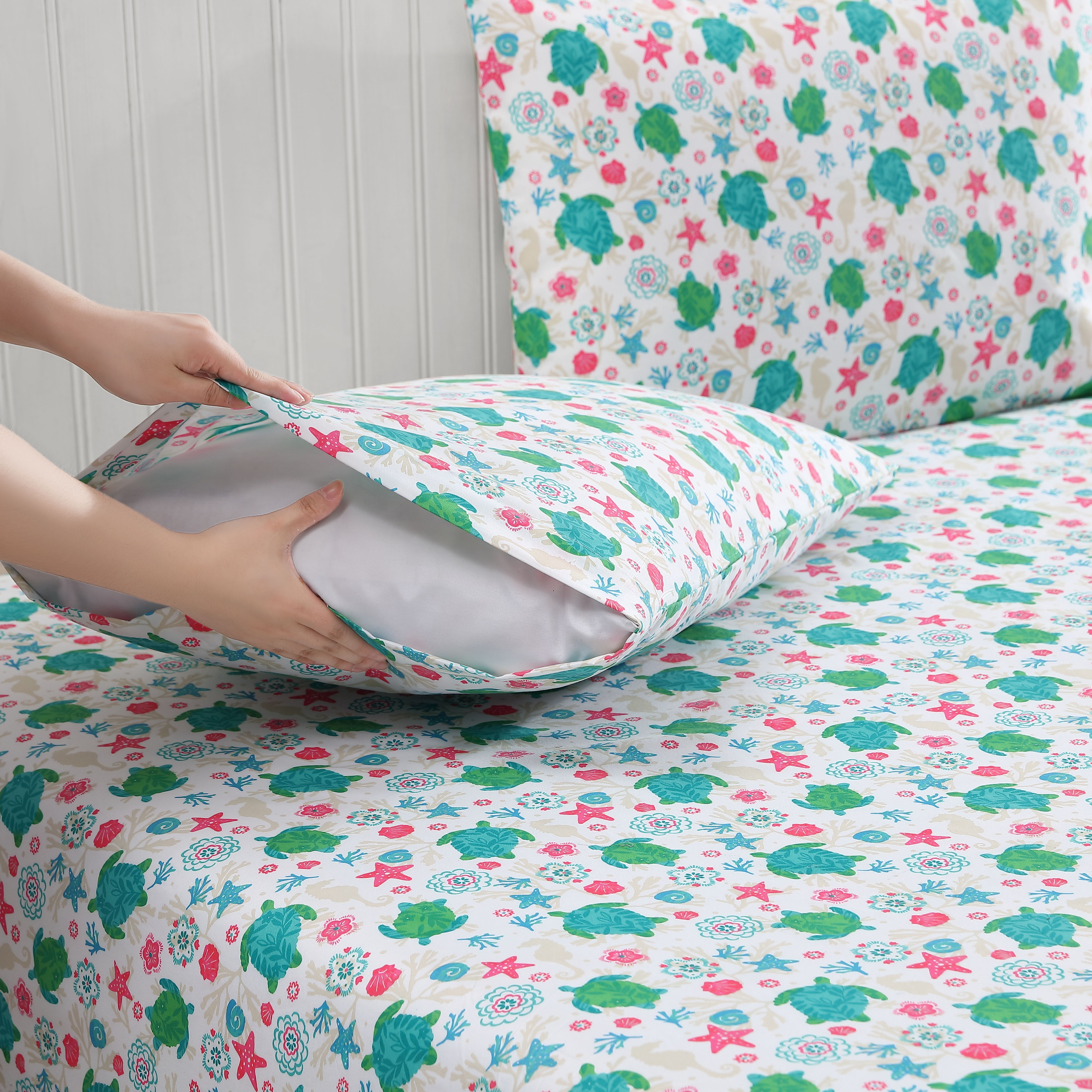 Beatrice Home Fashions Coastal Print Microfiber 3PC Sheet Set Twin Ocean Paradise
