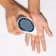 thumbnail image 3 of Combinación de cepillo para uñas y callos, Tweezerman, doble superficie, azul, 3 of 6