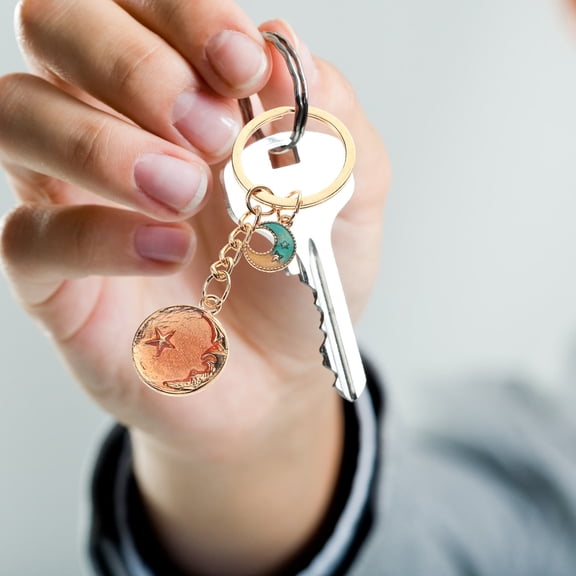 GOOHOCHY 2pcs Cute Cartoon Keychain Set Star Moon Keychain Metal Couple Keyring  for Couples Key Holder Handbag Charm Valentine's Day Friendship Keychain