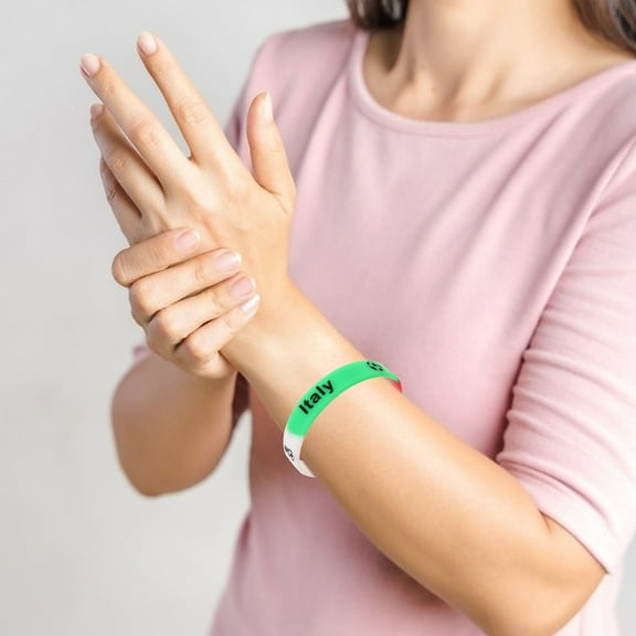 WRITWAA 15pcs Football Party Bracelets Silicone Spirit For Sports Events