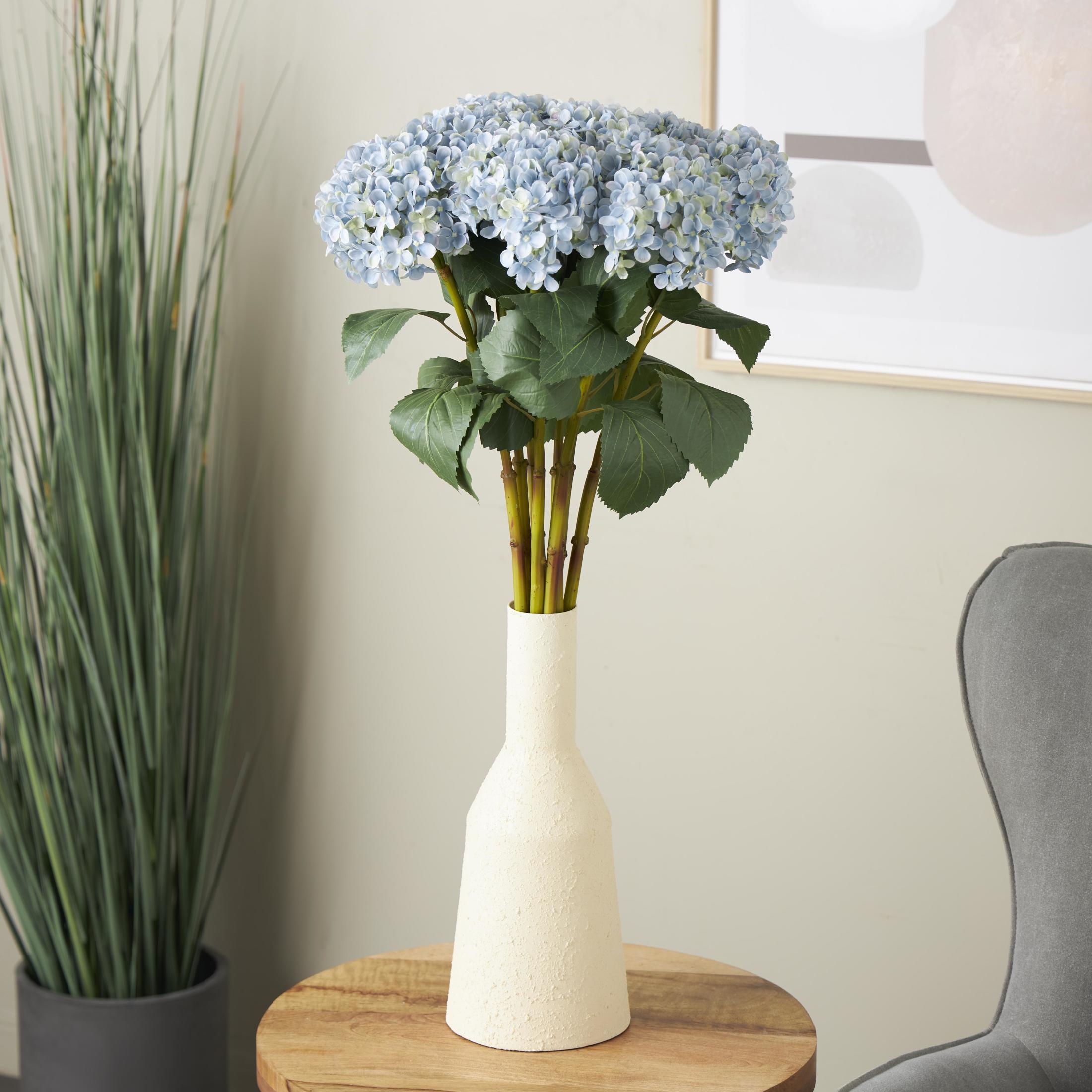 33" Plastic Floral Tall Hydrangea Artificial Flower Stem, by DecMode (8 Count)