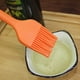 thumbnail image 2 of Brocha de repostería de silicona: brocha de cocina para salsa de aceite, adobos de mantequilla, brochas para alimentos para barbacoa, horneado, brochas para untar, pasteles, carnes, postres, grado alimenticio, apta para lavavajillas (6 piezas) Rojo Verde, 2 of 5