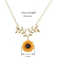 thumbnail image 4 of Collar con colgante de girasol, cadena de hojas de perla, resina, estilo bohemio, hecho a mano, para mujeres y niñas, 4 of 7