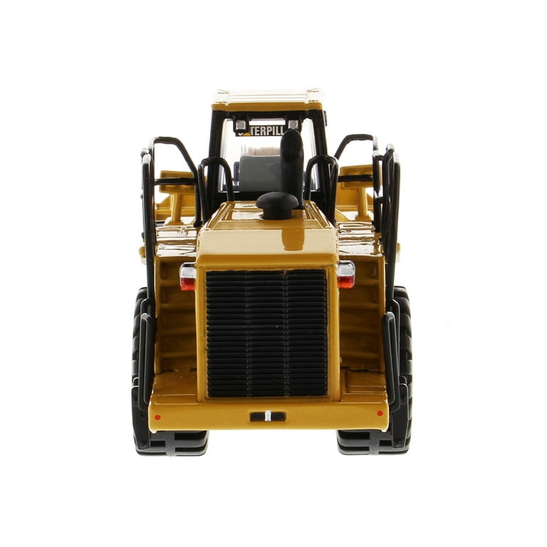 DieCast Masters 85697 CAT Caterpillar 988H Play & Collect 1 by 64 Scale  Diecast Model Wheel Loader