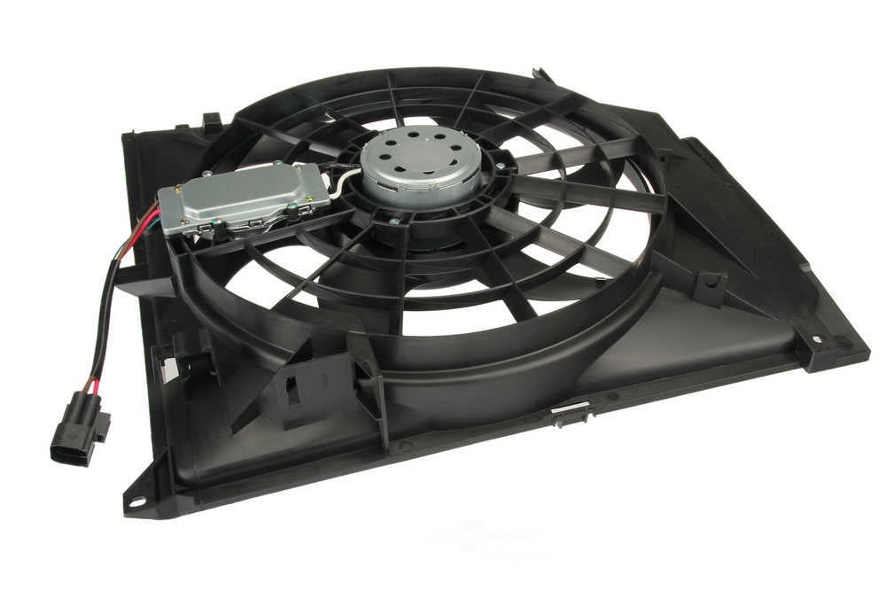 URO 17117561757 Auxiliary Engine Cooling Fan Assembly