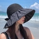 thumbnail image 2 of Sombrero para mujer con protección solar UPF 50+: sombrero plegable de paja para exteriores, revestimiento negro, protección UV para el verano, 2 of 6