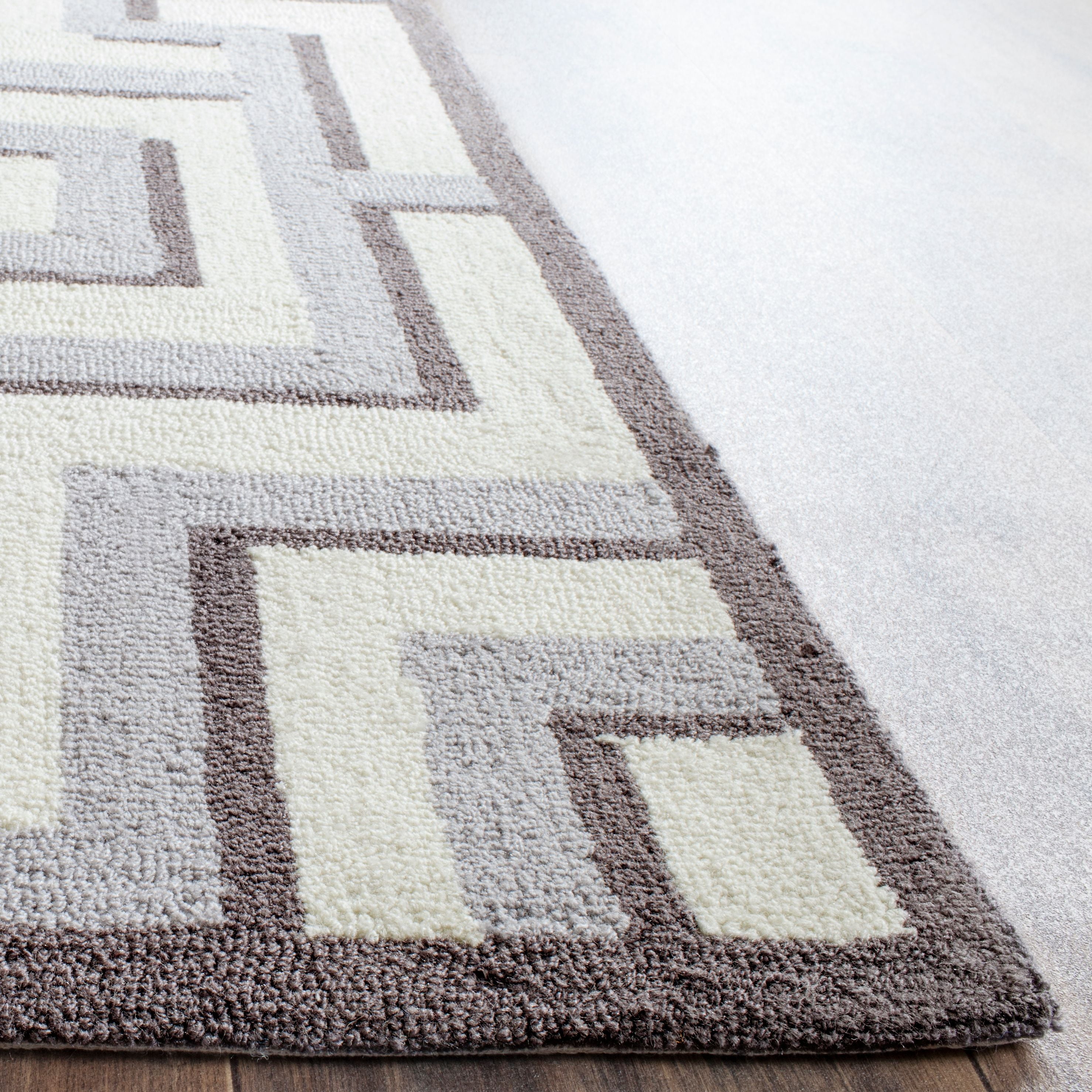 8' x 10' Safavieh Four Seasons Collection FRS240M Hand-Hooked Geometric Area Rug Grey Ivory 8' x 10' Safavieh Four Seasons Collection FRS240M Hand-Hooked Geometric Area Rug Grey Ivory