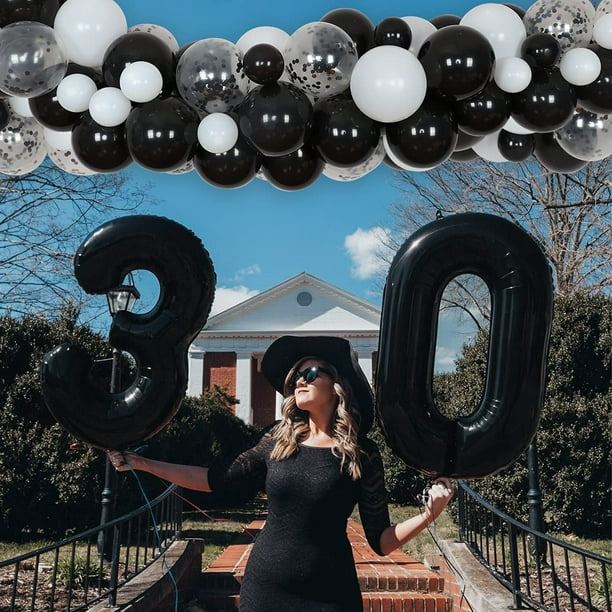 Ballons noirs Latex Ballons de fête, 50 Pack 12 pouces Hélium noir Ballons  avec ruban noir pour mariage Anniversaire Mariage Baby Shower Graduation