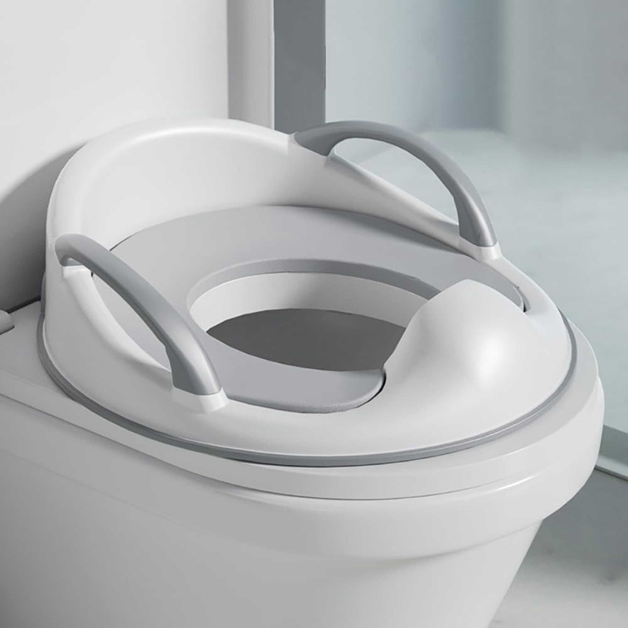 BESTSKY Potty Training Seat for Toddlers with Sturdy Handle, Featuring Safe Urine Guard and Non-Slip Rubber Rim, Fits Round & Oval Toilets Secure Toddler Potty Seat