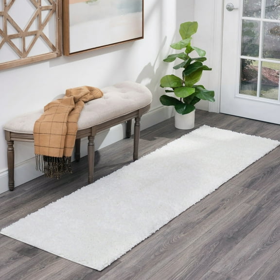 Bliss Rugs Transitional Solid Color 2'3'' x 7'3'' White Polypropylene Indoor Runner Rug, 2'3'' x 7'3''