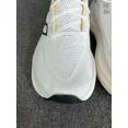 thumbnail image 4 of New Balance Fresh Foam X 1080 V13 Mens 13 White Running Shoes Sneakers m108013a, 4 of 5