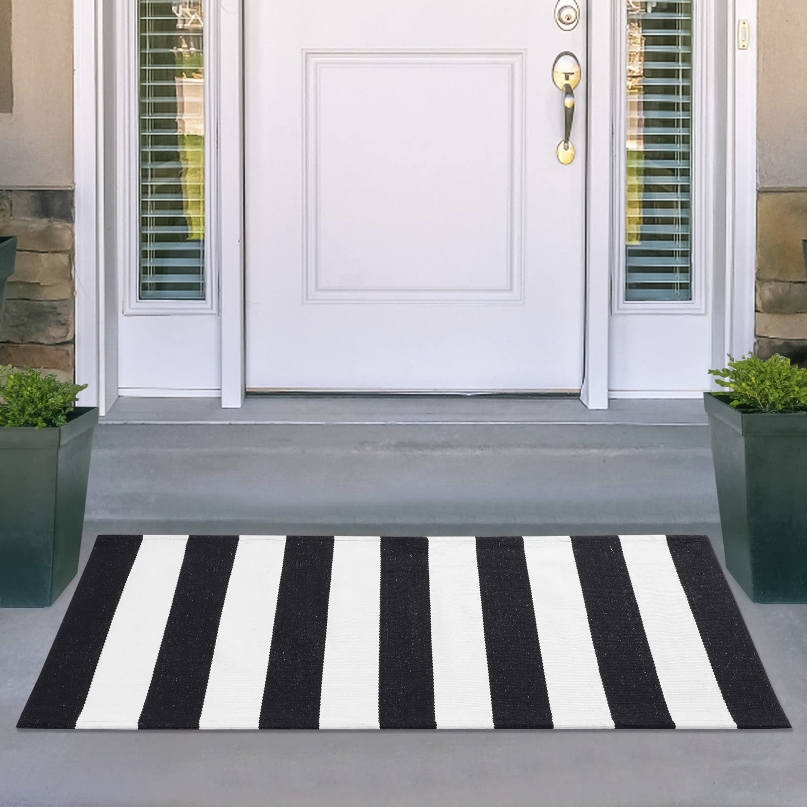 Black and White Gingham Checked Area Rug Farmhouse Rug for Living Room