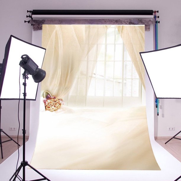 Savage Seamless Paper Photography Backdrop - Color #66 Pure White, Size 26  Inches Wide x 36 Feet Long, Backdrop for Tabletop Product Photography and  Crafting - Made in USA 