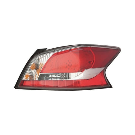 2014 nissan 2024 altima tail light