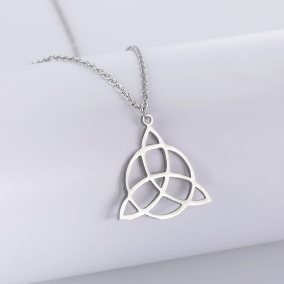 Irish Trinity Knot Necklace 14K White Gold Witch Knot Statement Neck Chain Celtic Protection Amulet Vintage Women Jewelry