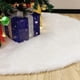 thumbnail image 3 of Falda de árbol de Navidad de 60cm, alfombra de piel sintética, alfombra de felpa blanca con copos de nieve para el hogar, árbol de Navidad, decoración de Año Nuevo, delantal de Navidad, adorno, 3 of 4