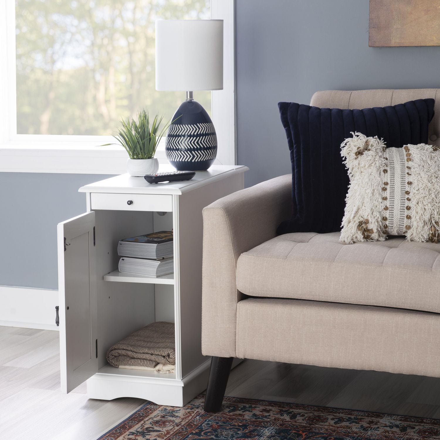 Ortiz Accent Table, White