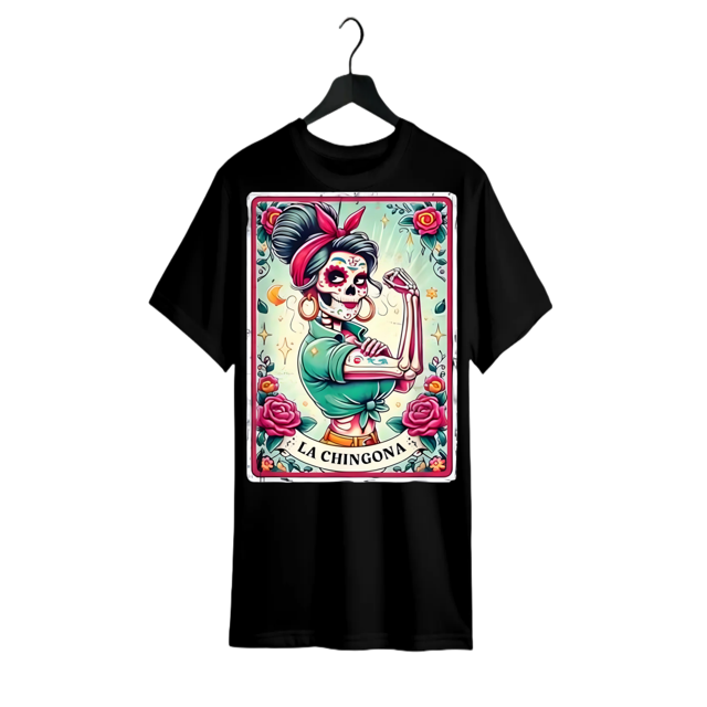 Camiseta divertida de la carta del tarot La Chingona con la jerga española de Boss Latina Power