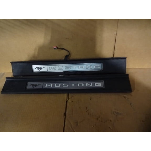 Pre-Owned 2017 Ford Mustang Front Driver & Passenger Side Illuminated Door Sills OEM (Good)