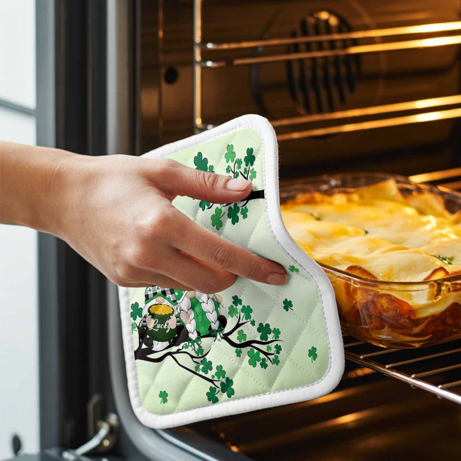 St. Patrick's Day Pot Holders for Kitchen Heatproof Potholder, 3 Pack Green Ombre Lucky Tree Gnomes Hot Pads Multipurpose Oven Pads Cloth Potholders Trivet for Cooking Baking