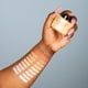 thumbnail image 2 of Polvo fijador de maquillaje Revolution Beauty Banana Light 33 ml, 2 of 6