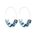 thumbnail image 4 of Aretes en forma de U Sonducket Estampado de Leopardo Acrílico Azul 5piezas CBP234484, 4 of 6