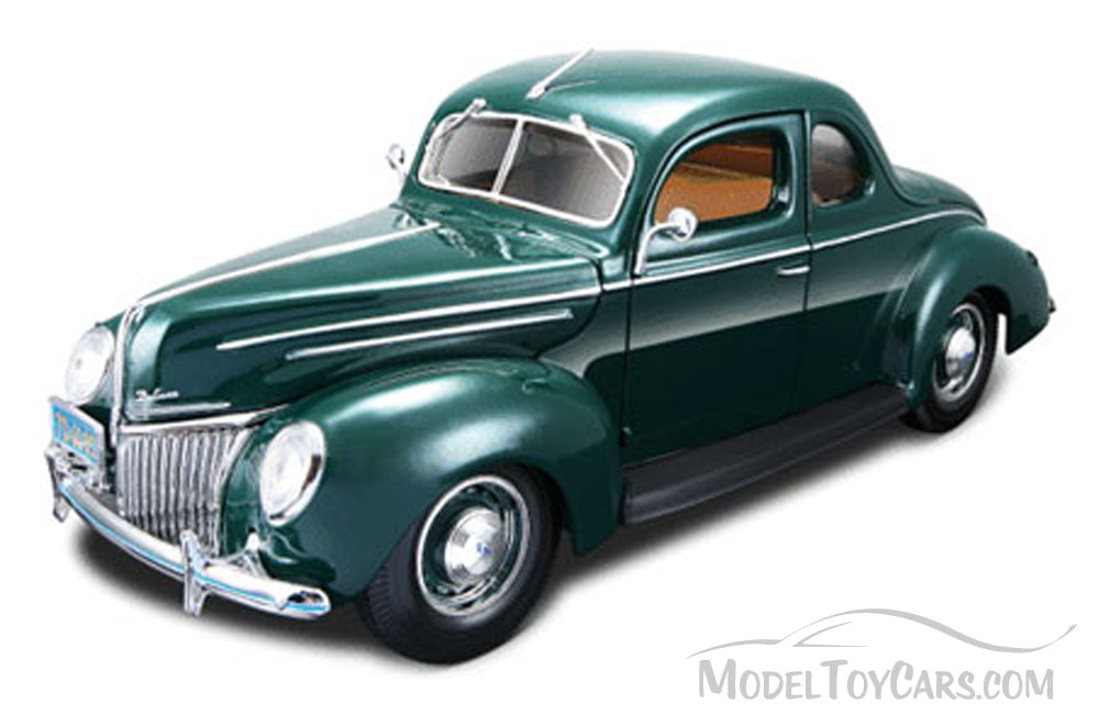 Diecast Model Car Maisto 1:18 Scale Green Ford Deluxe Coupe 1939 