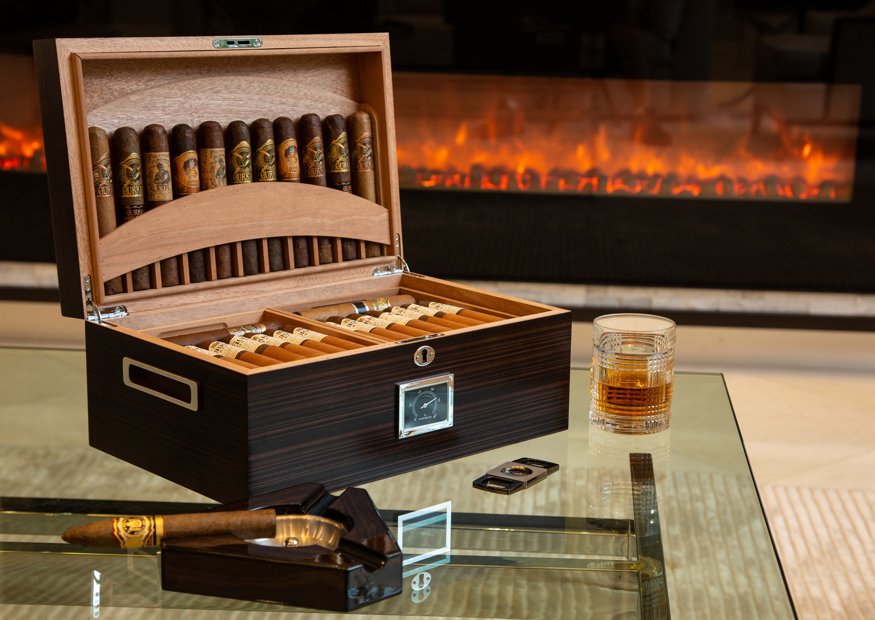 Prestige Import Group - Rockefeller Built-In Partitioned Display Cigar Humidor - Capacity: 130 - Color: Matte Ebony Finish