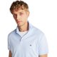 thumbnail image 2 of Polo Tommy Hilfiger de algodón líquido de corte regular para hombre, 2 of 5