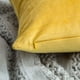 thumbnail image 3 of Juego de 2 fundas de cojín decorativas de terciopelo, cojín para sofá, decoración super suave, hogar, salón, dormitorio para sofá, 60x60CM, amarillo ámbar, 3 of 4