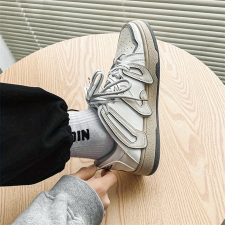 

Men‘s Leather Lace Up Skate Shoes Lightweight Comfy Non-slip Sneakers 2023 Spring New