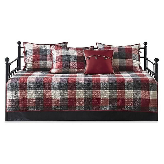 Pemberly Row Housse de Lit de Jour Réversible en Polyester à Chevrons, Ensemble, Rouge