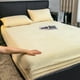 thumbnail image 1 of Juego de funda de sábana de 3 piezas de terciopelo de franela, beige, 1 of 7