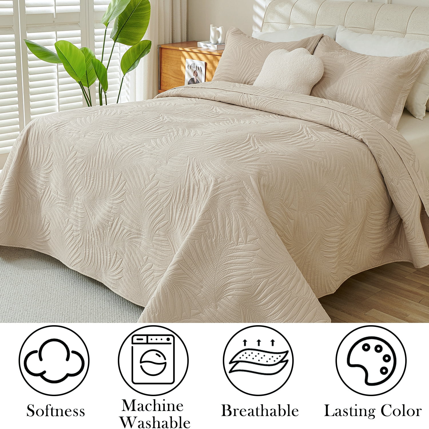 Evenhug 3-Piece King Quilt Set Soft Banana Leaves Pattern Bedding Set Lightweight Microfiber Ultrasonic Bedspread With Shams Suitable All Season(Beige,106"x96")