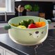 thumbnail image 4 of Cesta de drenaje doble grande de plástico de grado alimenticio para fregadero cesta de filtro para fregadero cesta para almacenar frutas y verduras. Juego de cestas para almacenar frutas y verduras., 4 of 6